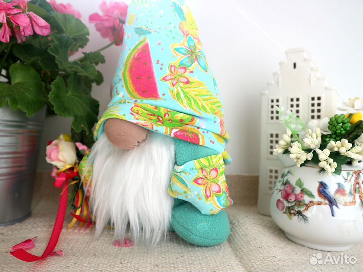 Цветочный Гном игрушка, подарок домовой оберег