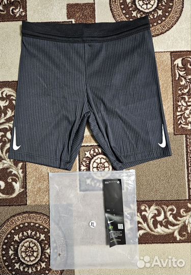 Тайтсы nike aeroswift