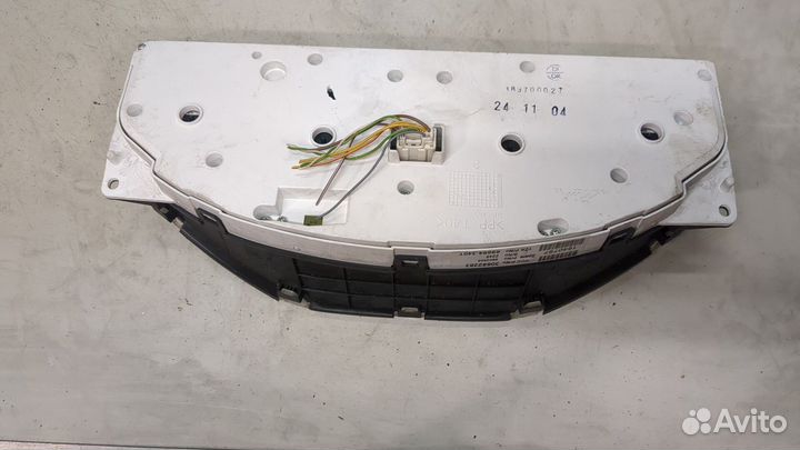 Щиток приборов Volvo XC90, 2005