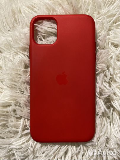 Чехол на iPhone 11