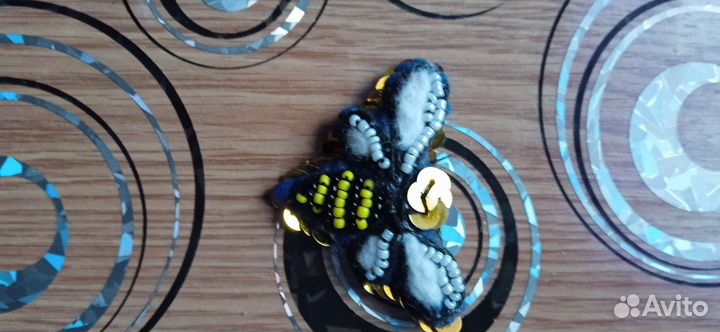 Броши ручной работы