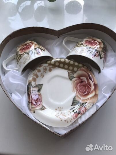 Фарфоровая чайная пара