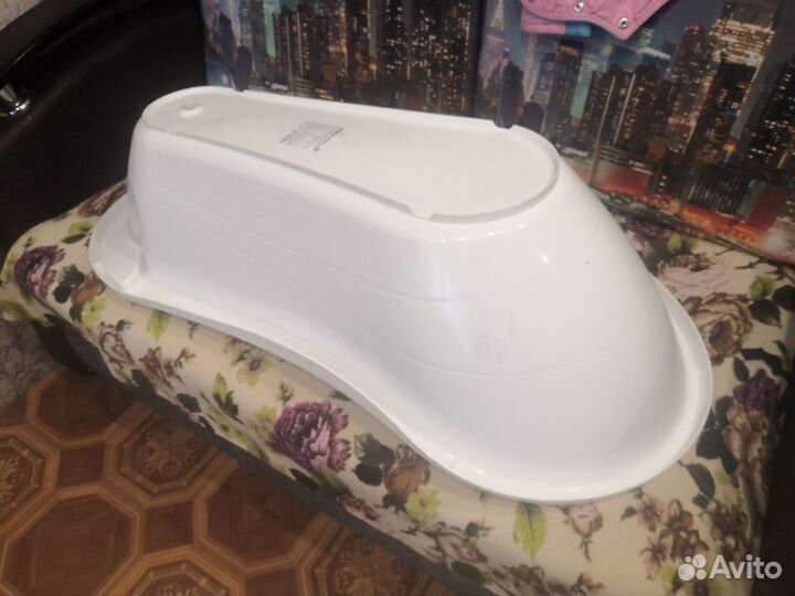 Ванна детская с клапаном для слива воды