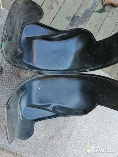 Подкрылки газель передние