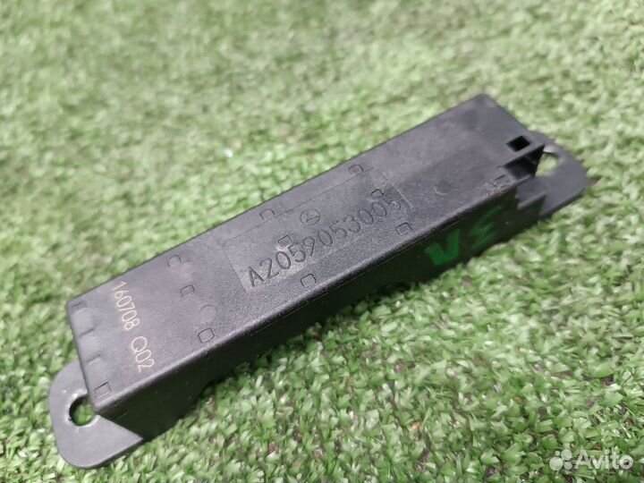 Антенна Keyless Go задняя левая Mercedes-Benz Cla