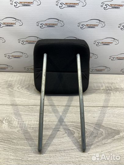 Подголовник заднего сиденья Ford Focus 2