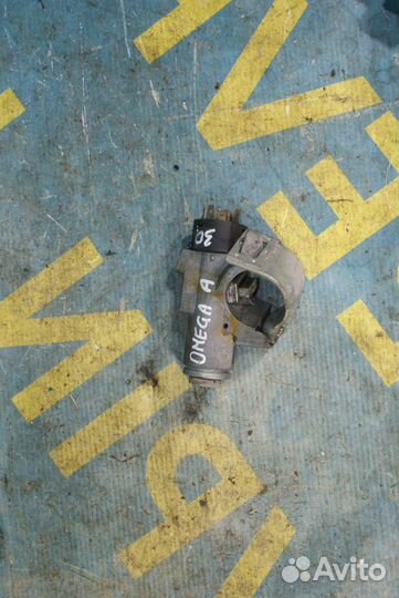 Замок зажигания Opel Omega A