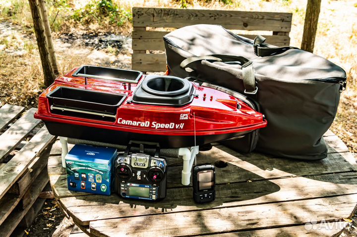 Карповый кораблик камера,вертушка,эхолот,сумка