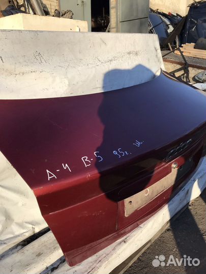 Крышка багажника Audi A4 B5 94-99г дорестайлинг