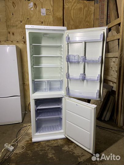 Холодильник бу Zanussi
