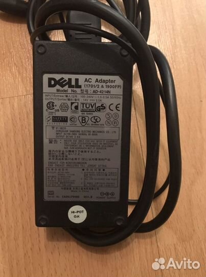 Монитор Dell