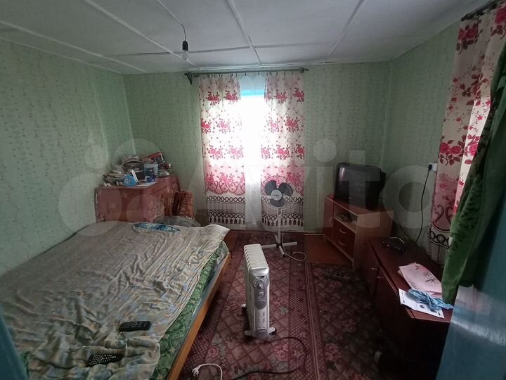 Дом 40 м² на участке 4 сот.