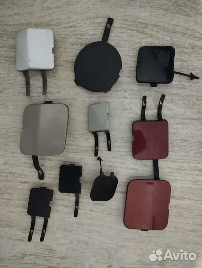 Заглушки бампера под буксировочный крюк на Рено