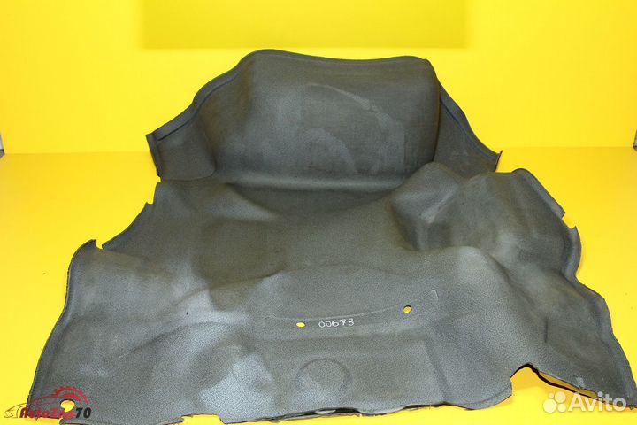 Volvo FM Обивка пола центральная