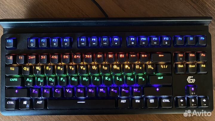 Игровая механическая клавиатура