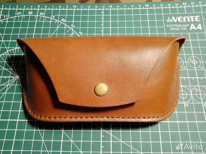 Футляр для очков кожаный