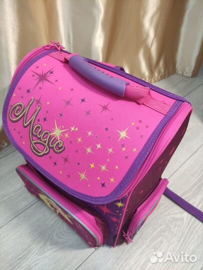Рюкзак школьный для девочки, в отличном состоянии