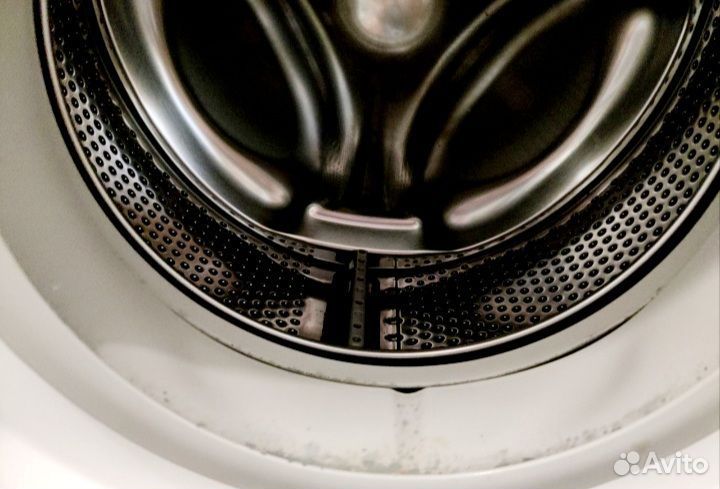 Стиральная машина Electrolux 5кг 1000об