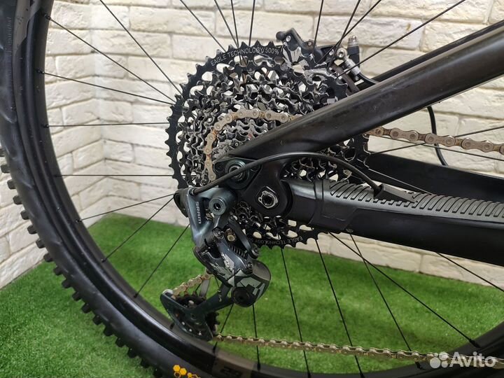 Lapierre Spicy Team Carbon 29