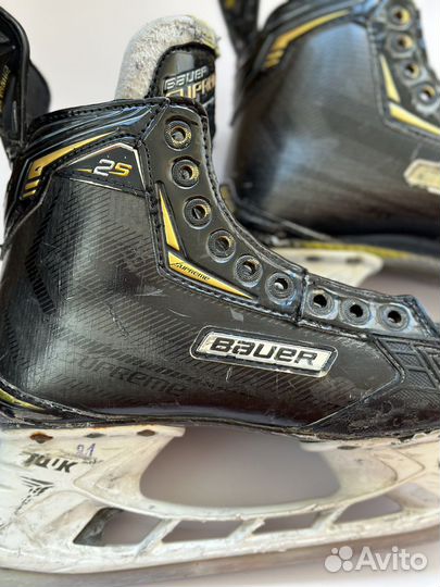 Профессиональные хоккейные коньки Bauer Supreme 2S
