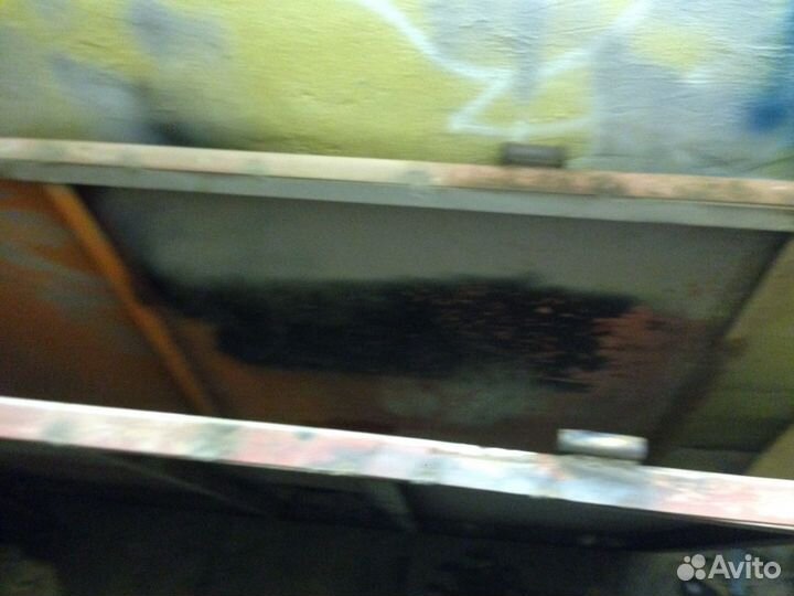 Ворота гаражные бу 2.40-2.00