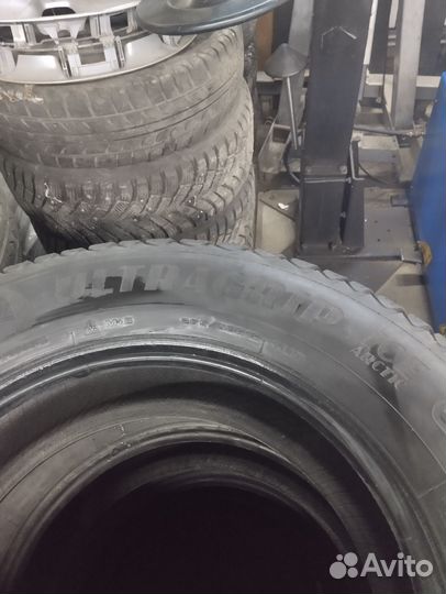 Goodyear Ultra Grip Ice Arctic 2 265/60 R18