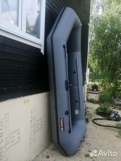 Лодка Hunter 300