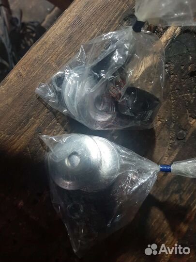 Амортизаторы зидний и передний KYB Excel-G