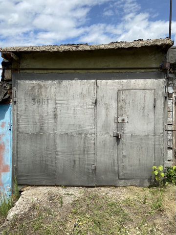 Гора гараж. Гараж в горе. Гаражи в Горном городе. Подшиваловская гора гараж 134.