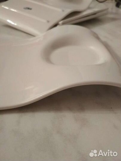 4 тарелки под чайные чашки