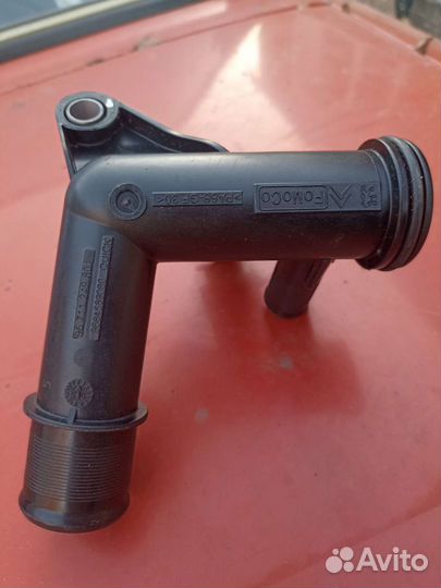 Фланец (тройник) системы охлаждения Citroen Peugeo