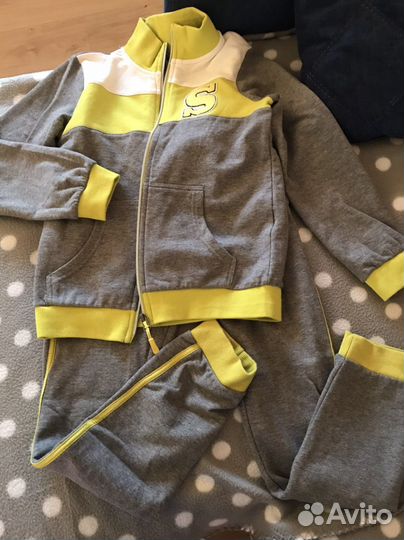 Спортивный костюм