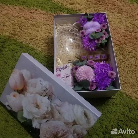 Подарочные наборы, фотозоны, букеты