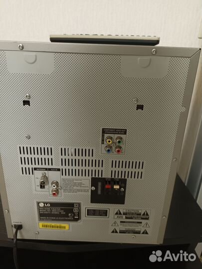 Музыкальный центр LG