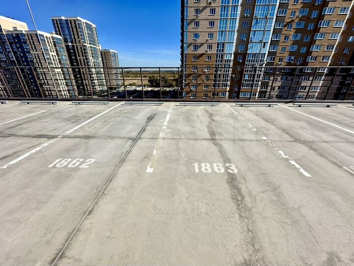 Машиноместо, 14 м²