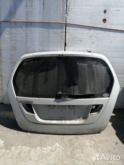 Дверь багажника Suzuki Aerio RB21