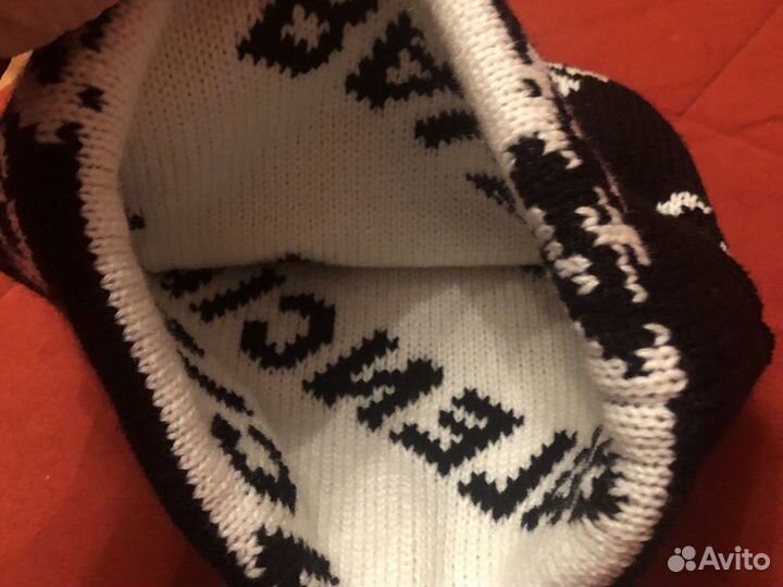 Женская шапка