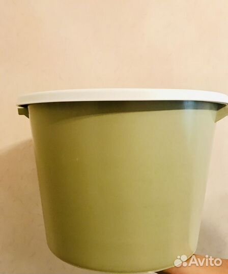 Бак пластиковый новый