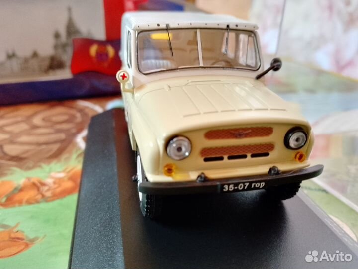 Модель автомобиля УАЗ-469 бг (медслужба) 1977 г