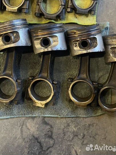 Поршень с шатуном ваз