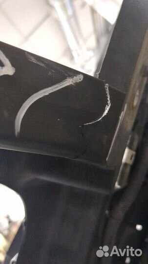 Рамка передняя Nissan Armada, 2010