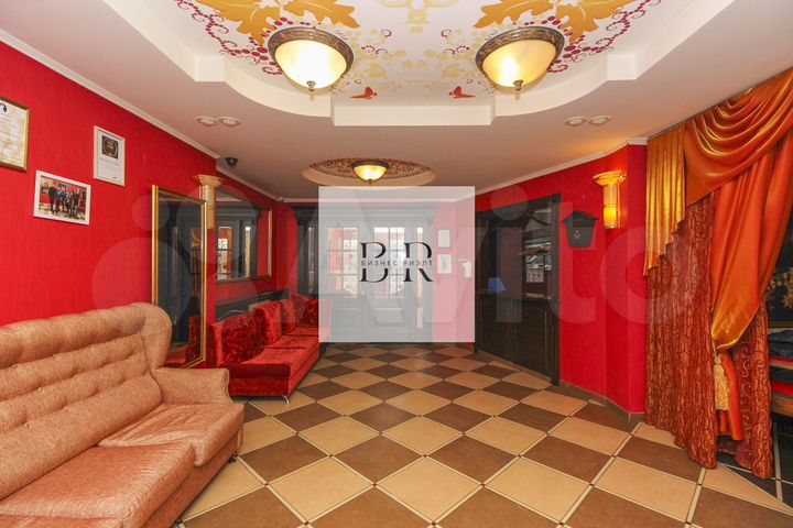 Общепит Ресторан Продажа 1 Линия Отд Вход, 858 м²