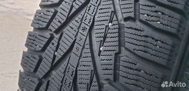 Nokian Tyres Hakkapeliitta R2 SUV 225/60 R17 103R
