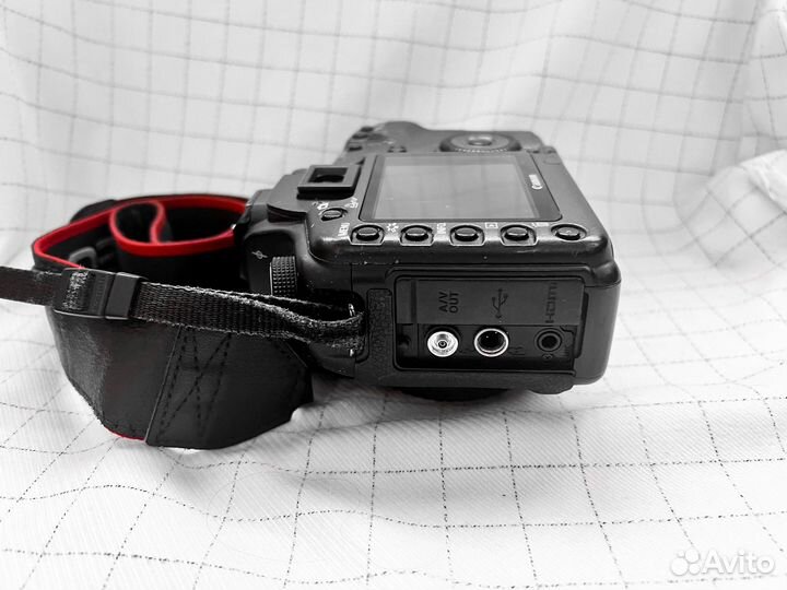 Canon EOS 5D Mark II + 2 объектива