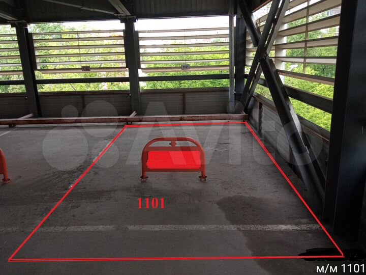 Машиноместо, 13 м²