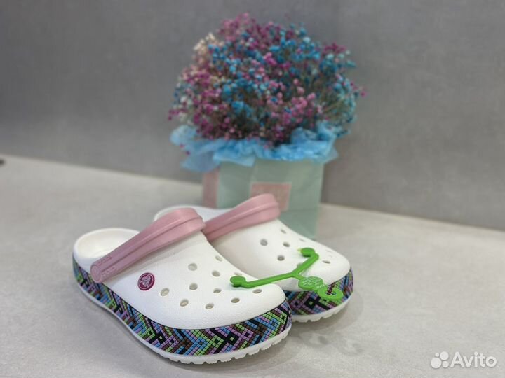 Женские crocs