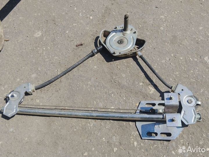 Стеклоподъемник Лада Калина задний левый