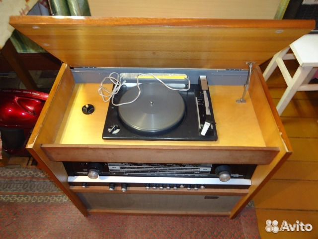 Радиола ламповая Ригонда