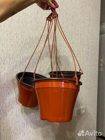 Кашпо навесное. Горшки для цветов