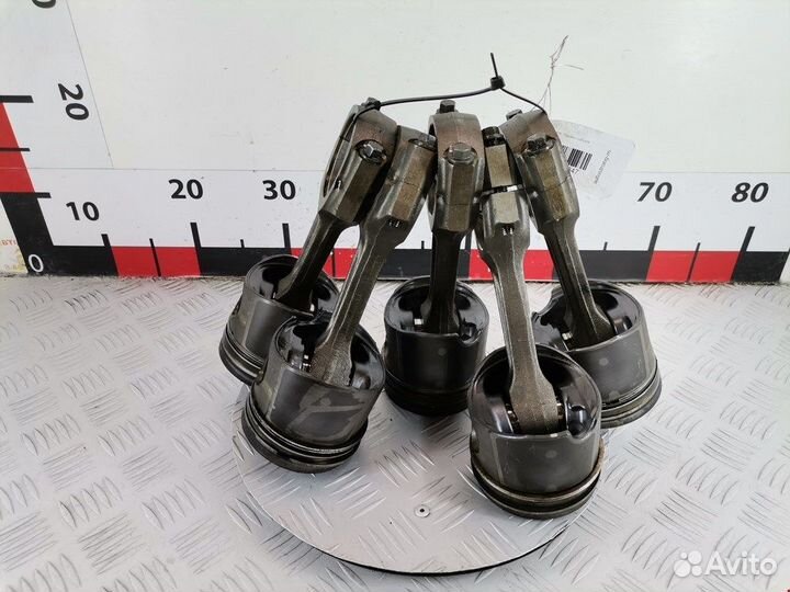 Поршень с шатуном Land Rover Discovery 2